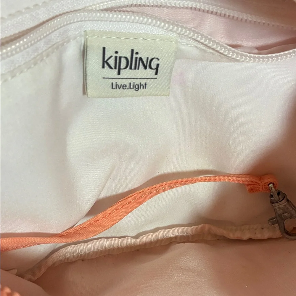 Kipling chic versatile